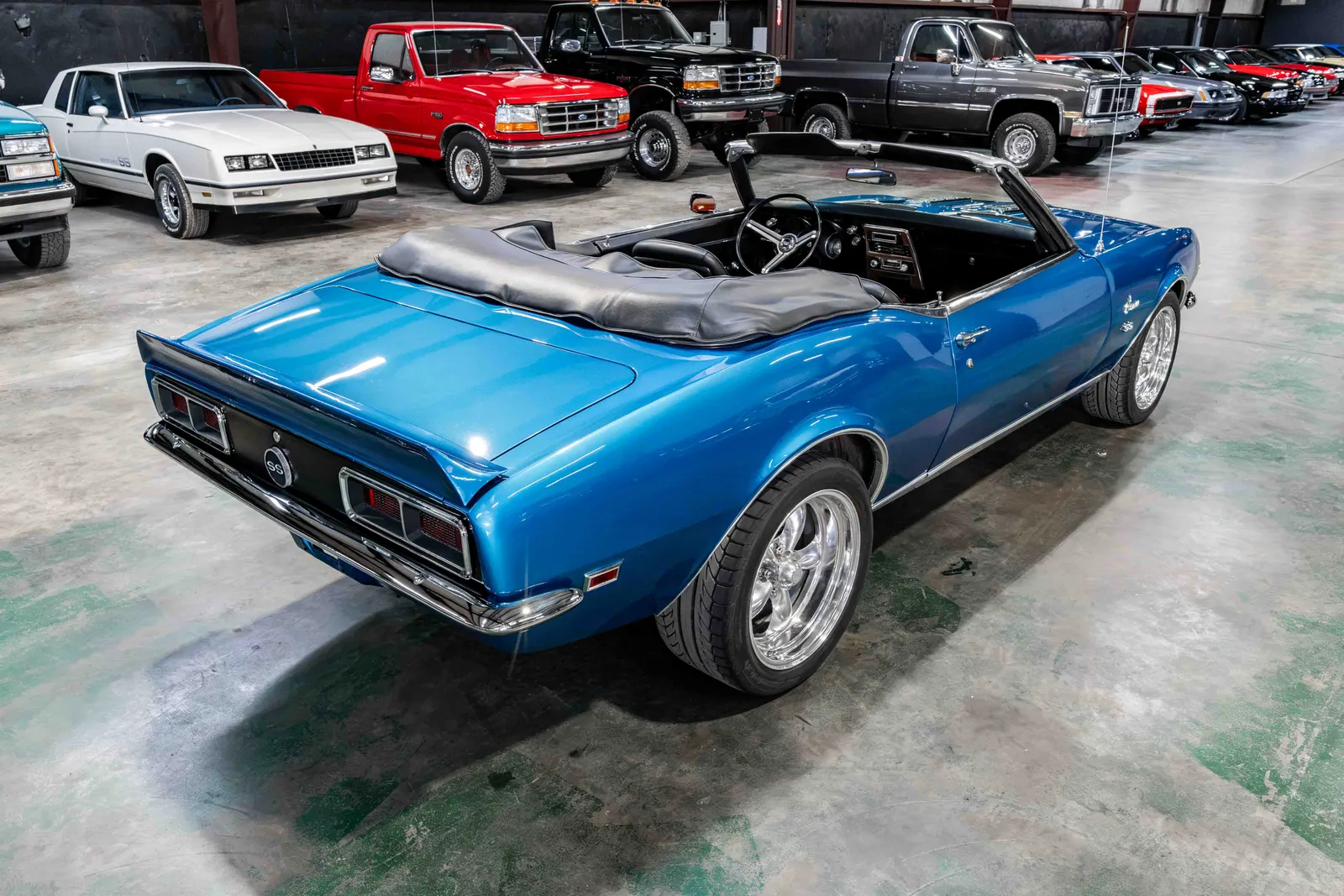 1968-Chevrolet-Camaro-RS-Convertible-Lemans Blue-124678N474064-37.jpg